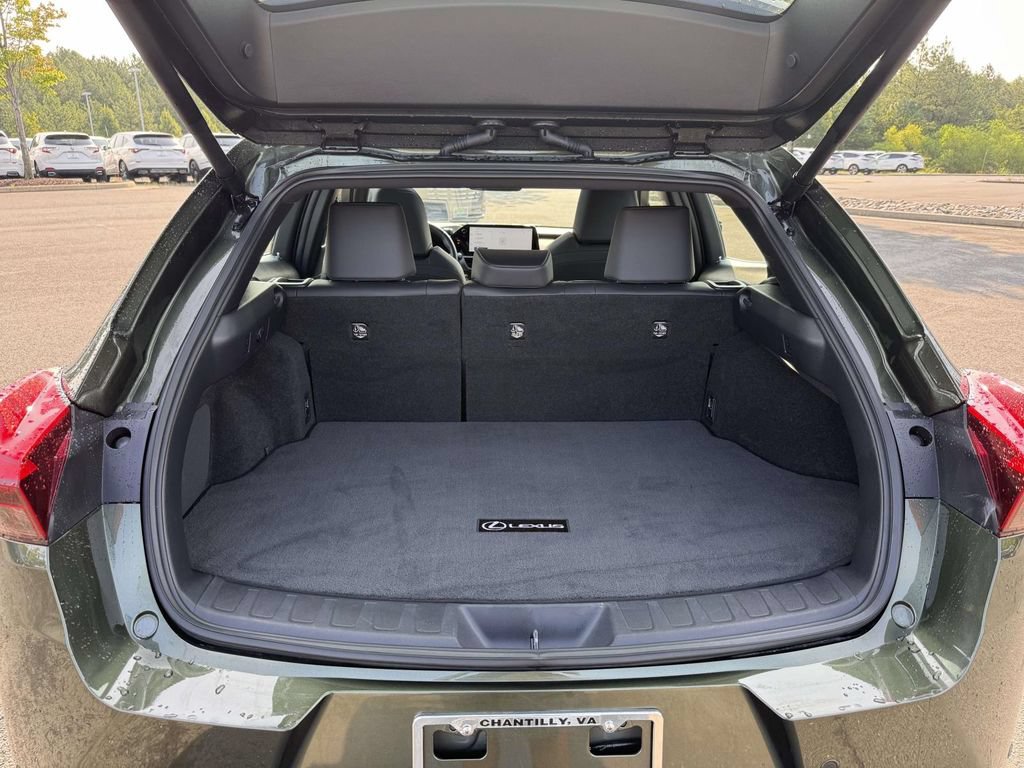 Used 2025 Lexus UX 300h AWD w/ Accessory Package (Z1) image 29