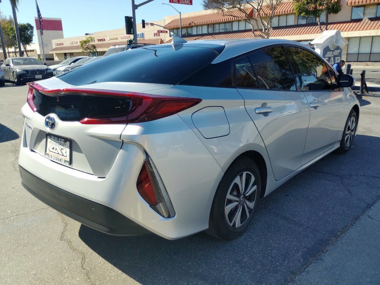 Used 2017 Toyota Prius Prime Plus image 2
