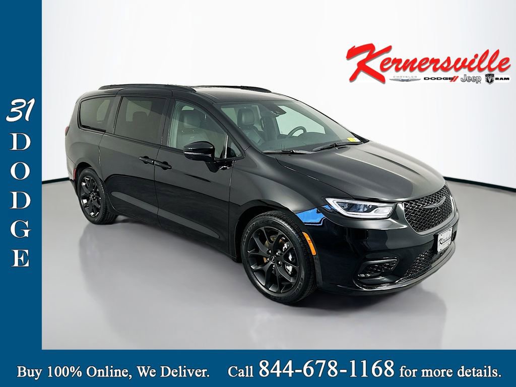 Used 2024 Chrysler Pacifica Touring-L w/ S Appearance Package FWD image 1
