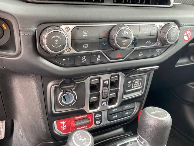 Used 2026 Jeep Gladiator Rubicon AWD/4WD image 13