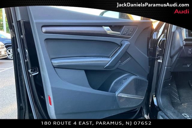 Used 2023 Audi Q5 2.0T Premium Plus w/ Premium Plus Package AWD/4WD image 15