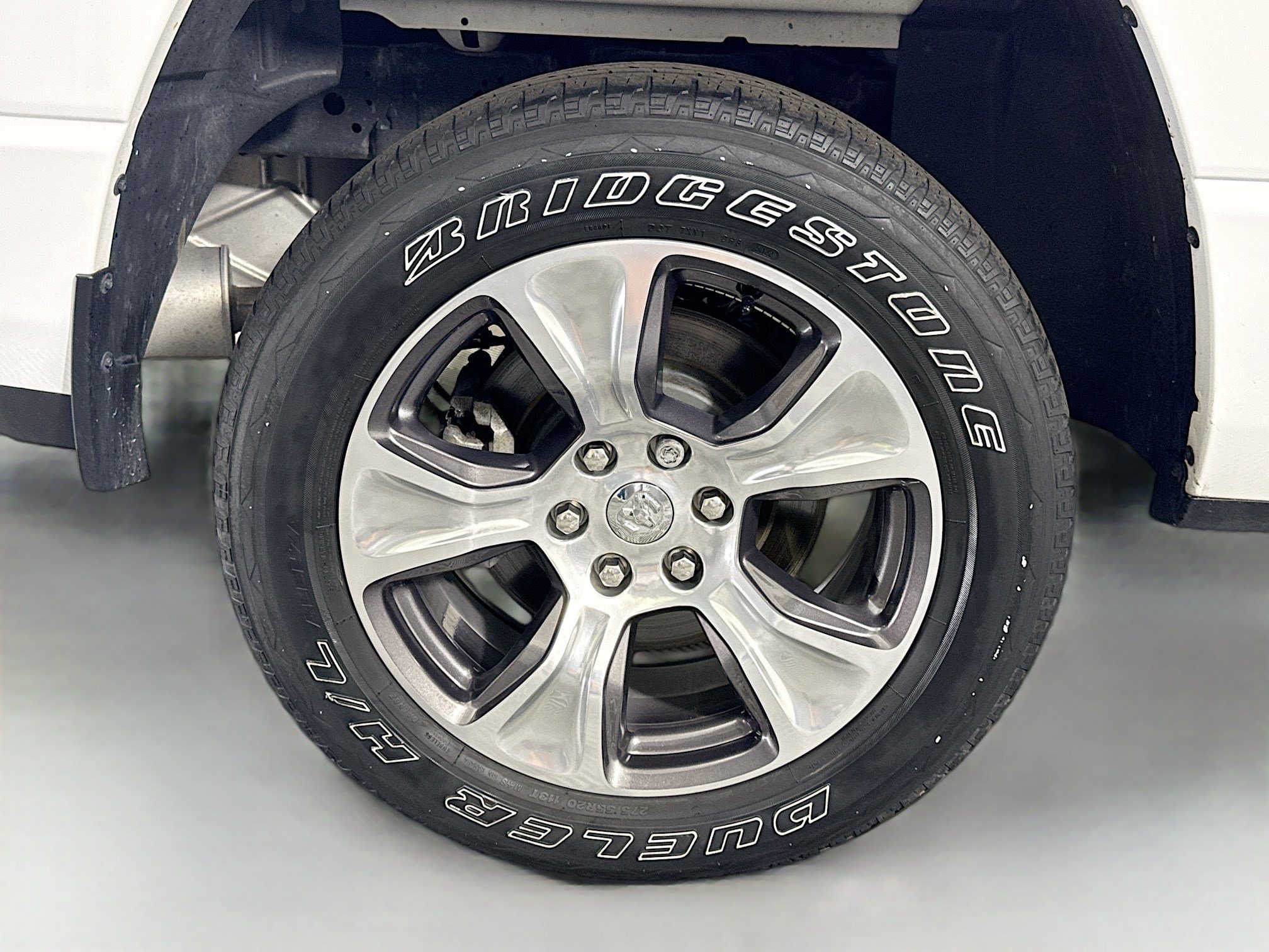 Used 2023 RAM 1500 Laramie AWD/4WD image 33