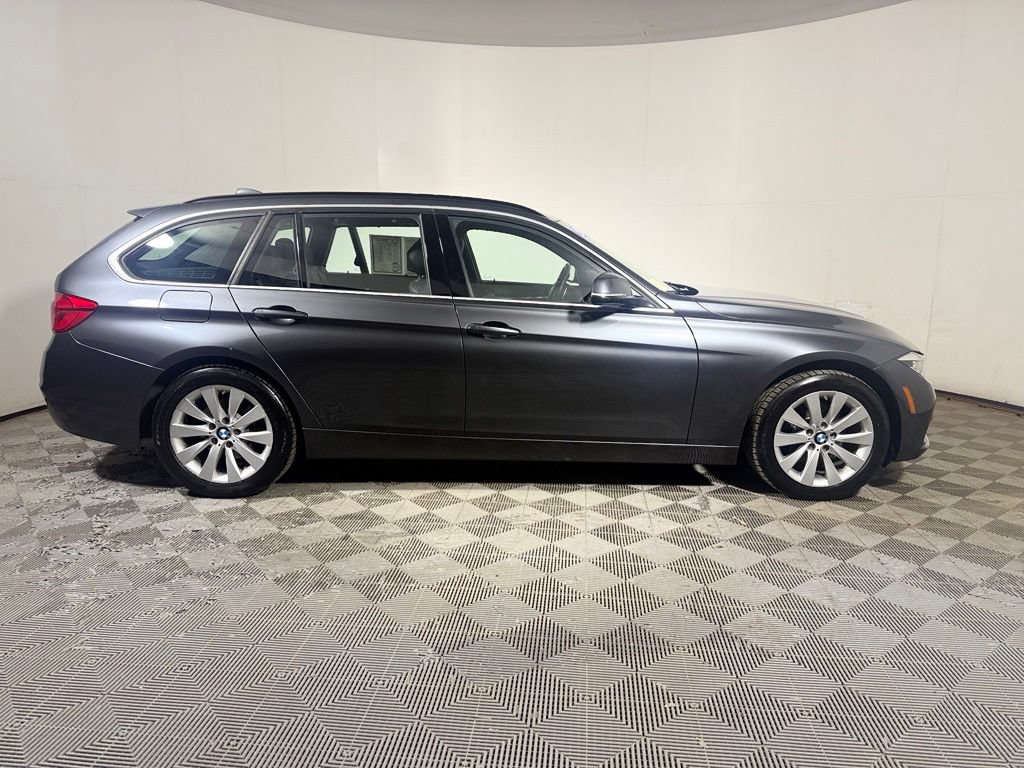 Used 2019 BMW 330i xDrive Wagon w/ Premium Package AWD/4WD image 5
