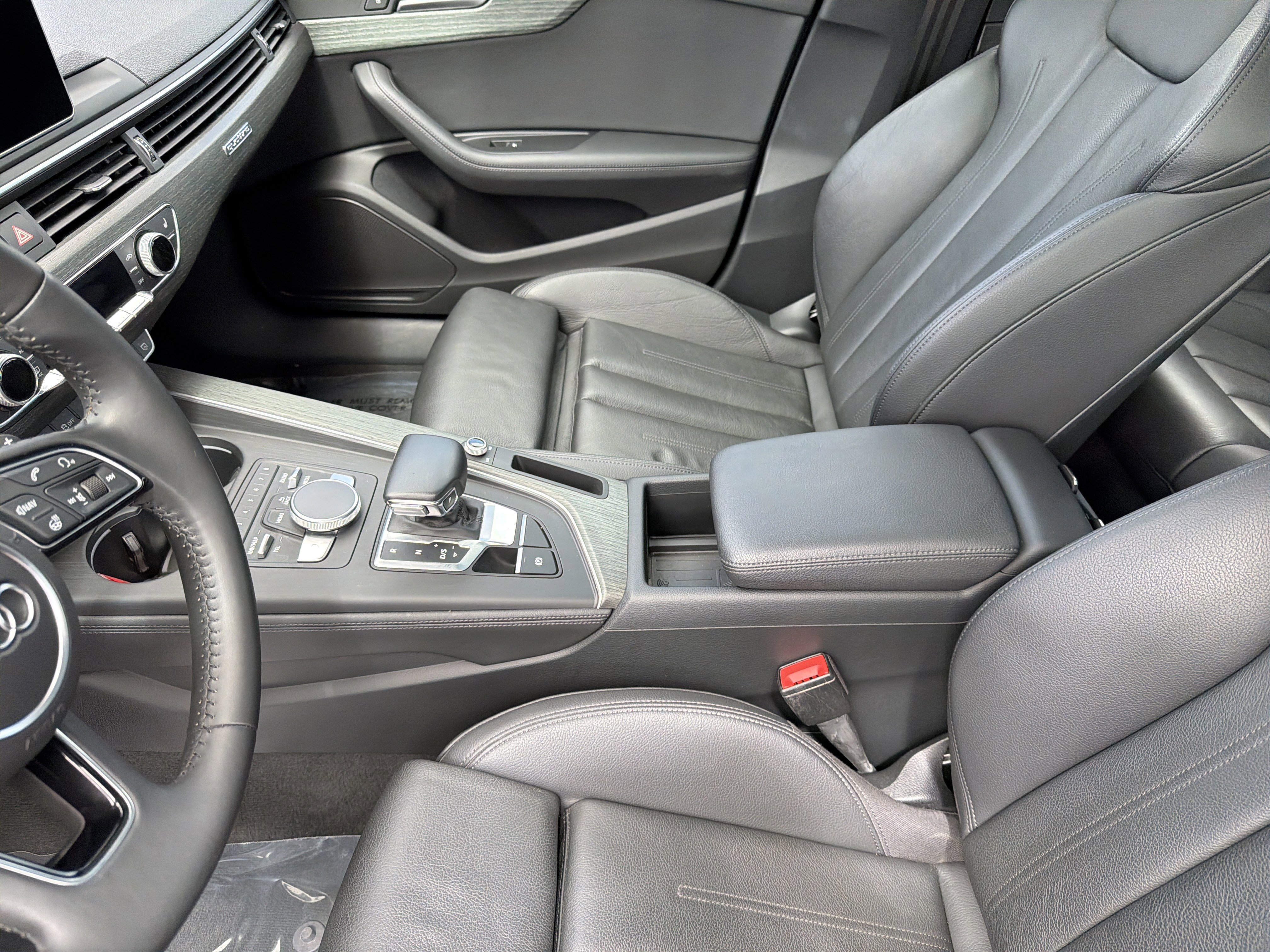 Used 2019 Audi A4 2.0T Premium Plus w/ Premium Plus Package AWD/4WD image 18