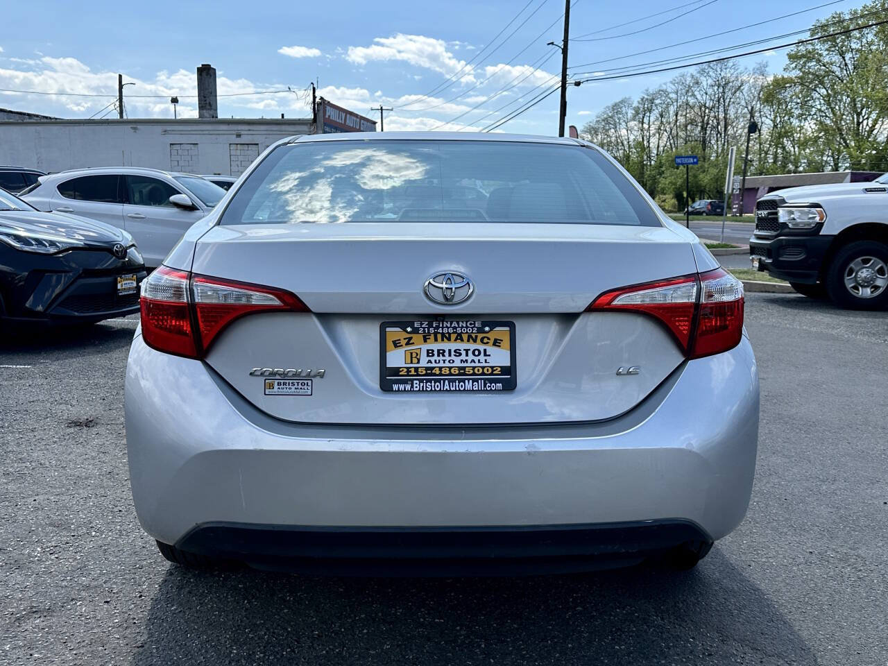 Used 2016 Toyota Corolla LE FWD image 5