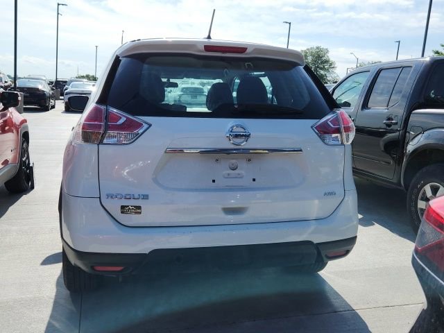 Used 2016 Nissan Rogue S AWD/4WD image 2