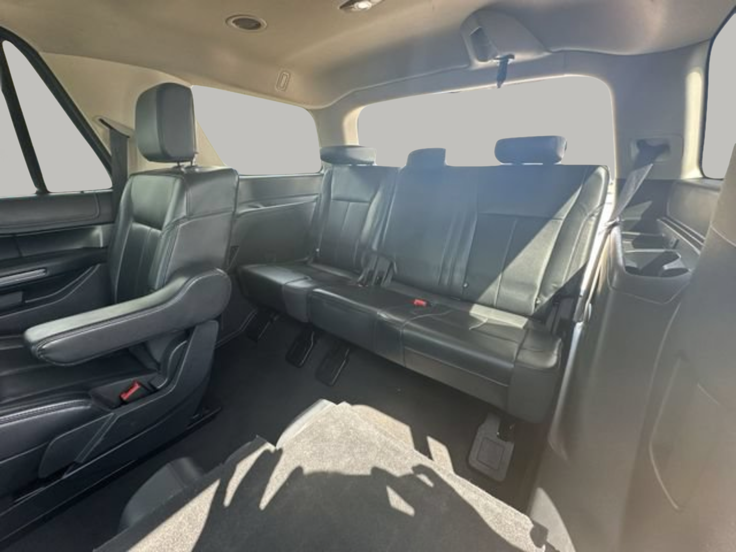 Used 2024 Ford Expedition XLT AWD/4WD image 24