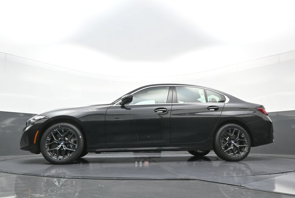 New 2026 BMW 330i xDrive Sedan w/ Convenience Package AWD/4WD image 24