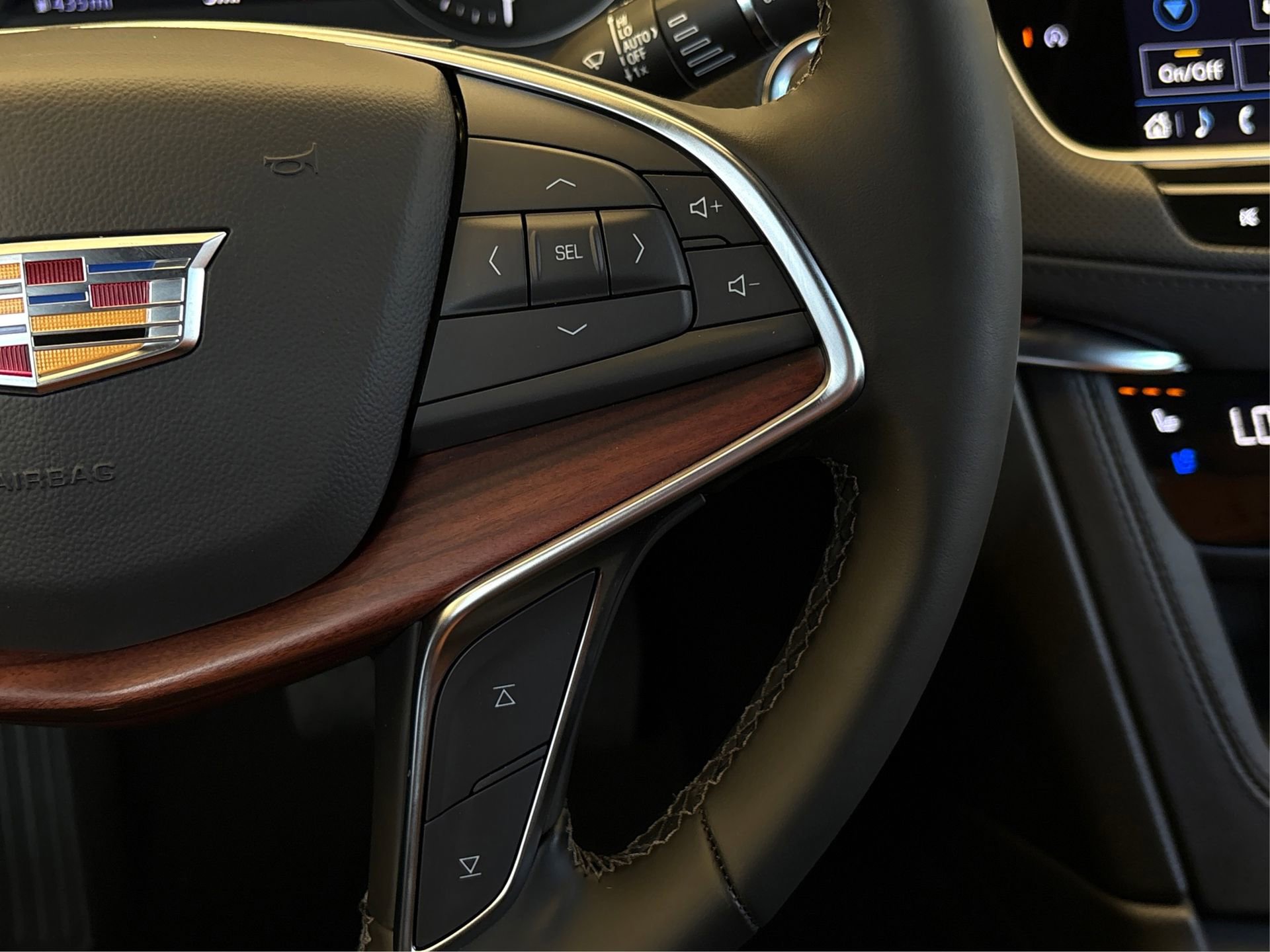 New 2026 Cadillac XT5 Premium Luxury w/ Driver Assist Package FWD image 28