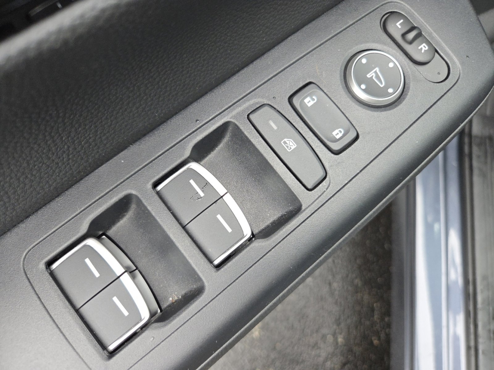 Certified 2024 Honda CR-V EX-L image 29