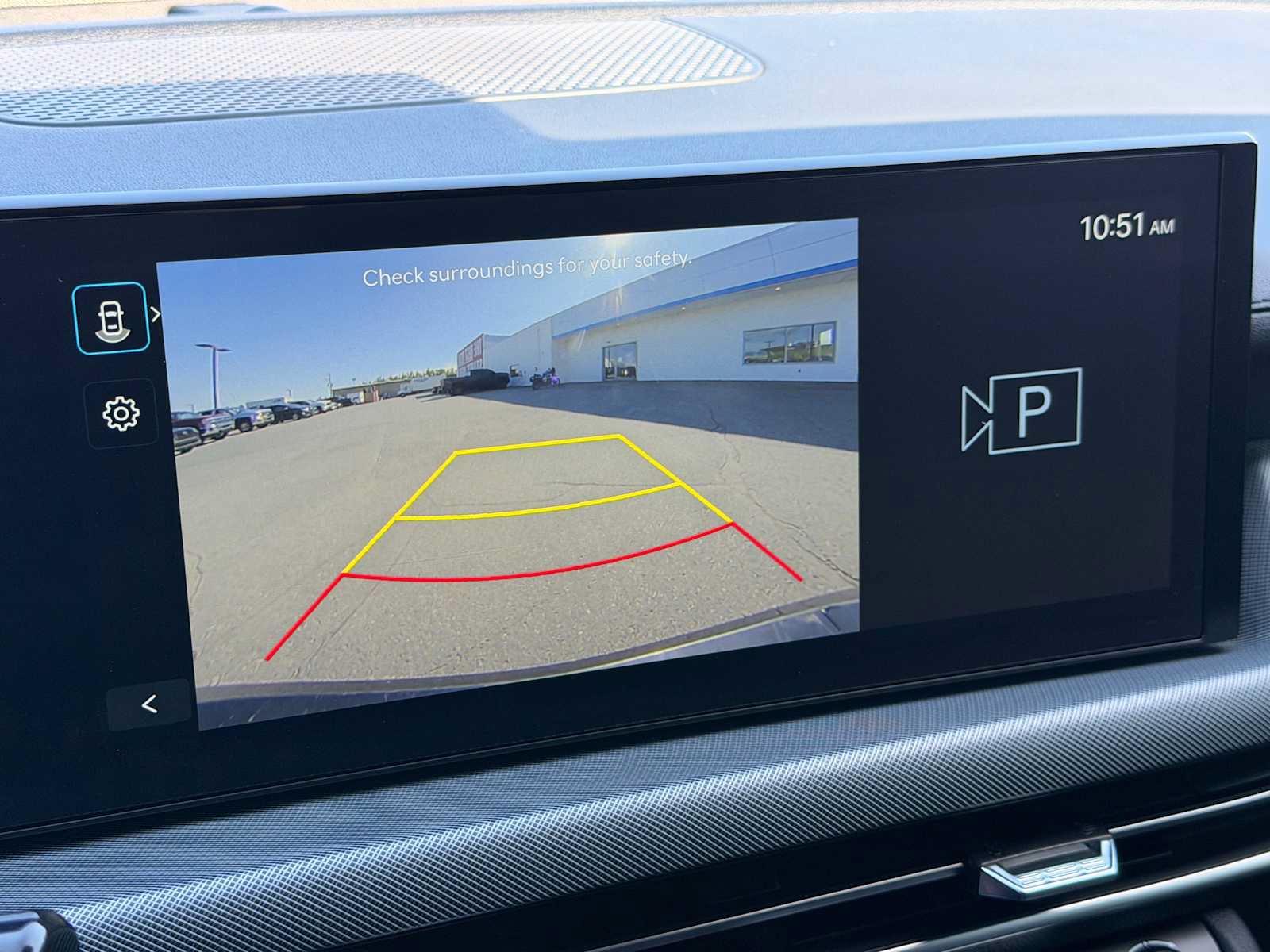 Used 2025 Hyundai Sonata SEL FWD image 2