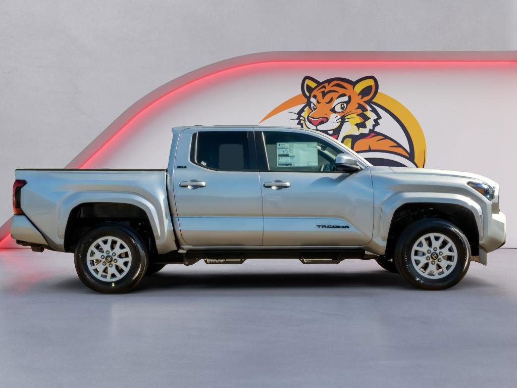 New 2026 Toyota Tacoma SR5 AWD/4WD image 4