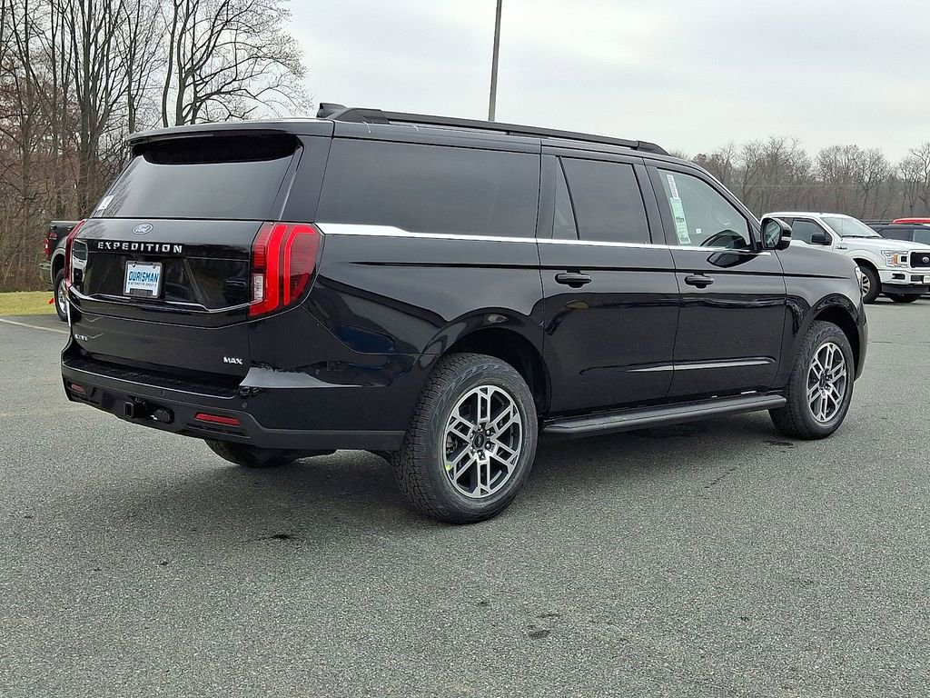 New 2025 Ford Expedition Max Active image 4