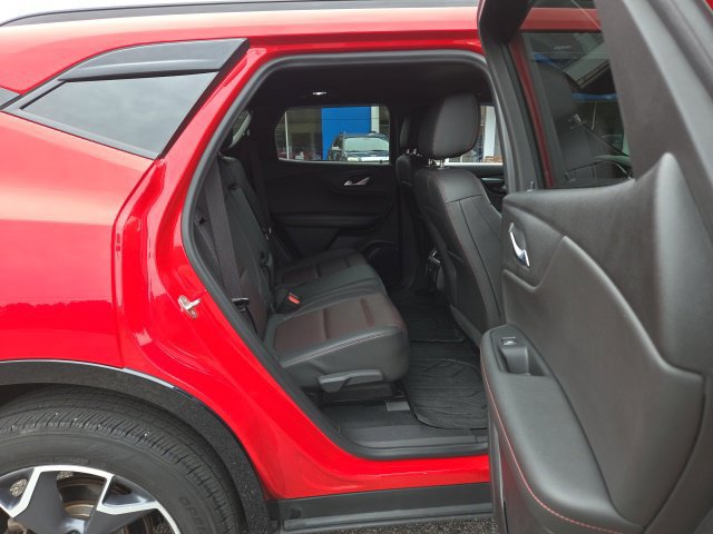 Used 2022 Chevrolet Blazer RS AWD/4WD image 45