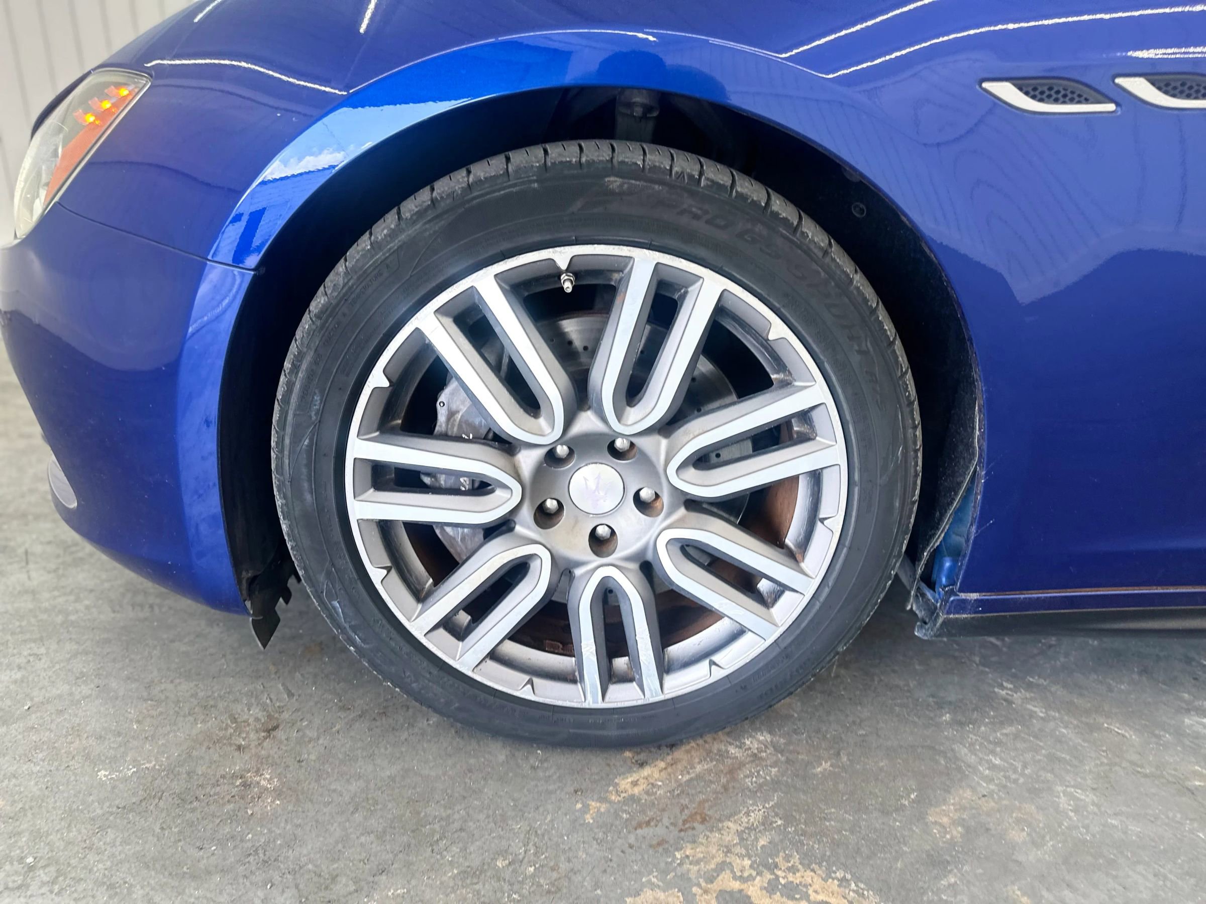 Used 2015 Maserati Ghibli image 9