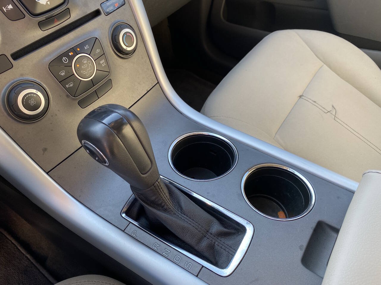 Used 2013 Ford Edge SE FWD image 27