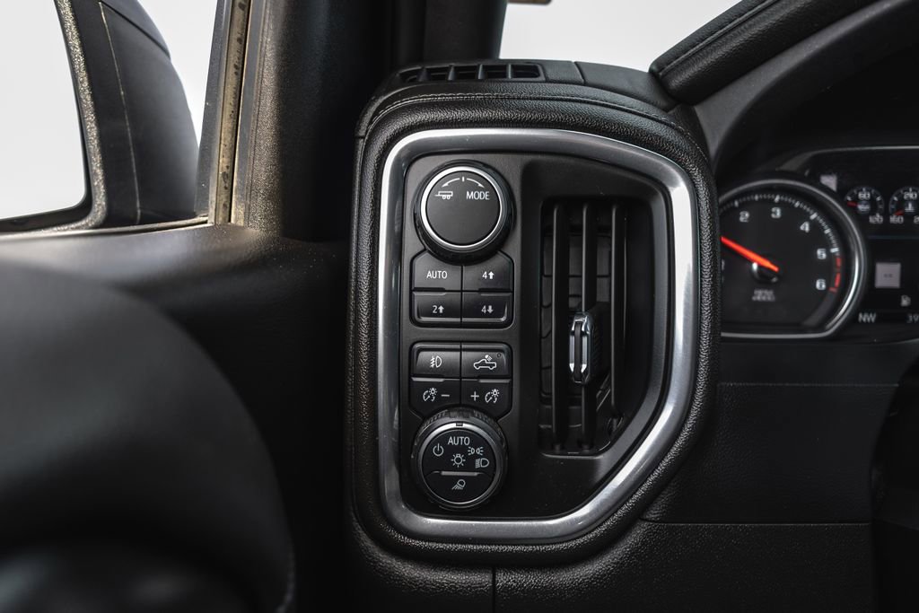 Used 2022 Chevrolet Silverado 1500 High Country w/ Safety Package II image 21