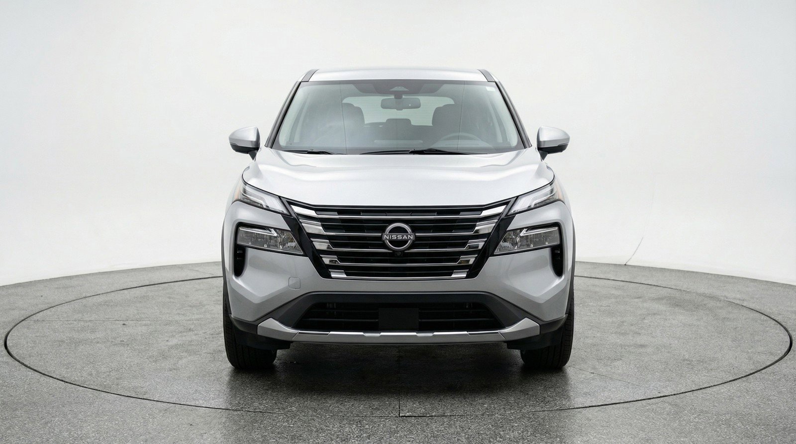 Used 2025 Nissan Rogue SV image 2