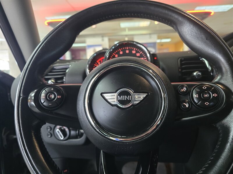 Used 2017 MINI Cooper Clubman ALL4 AWD/4WD image 22
