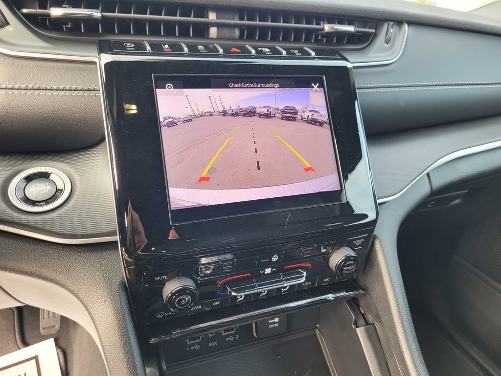New 2025 Jeep Grand Cherokee L Altitude AWD/4WD image 15