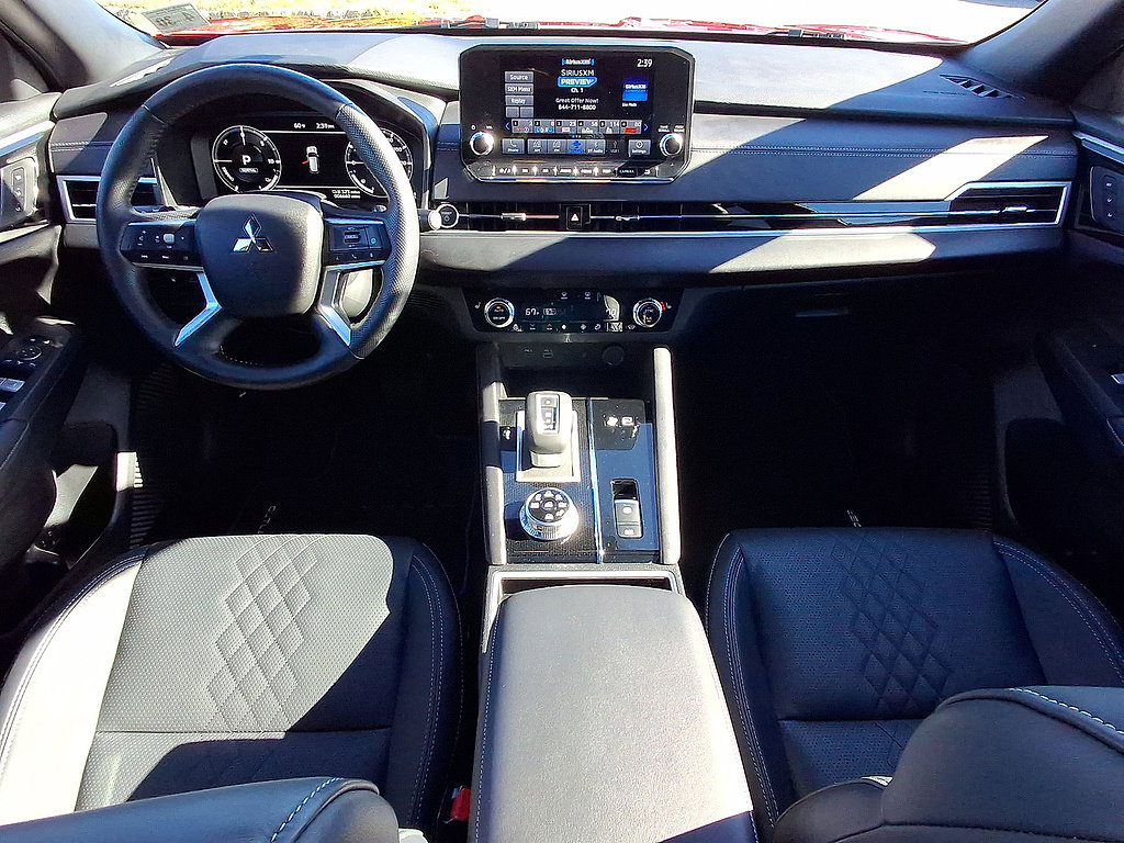 Used 2025 Mitsubishi Outlander SEL Black Edition AWD/4WD image 10