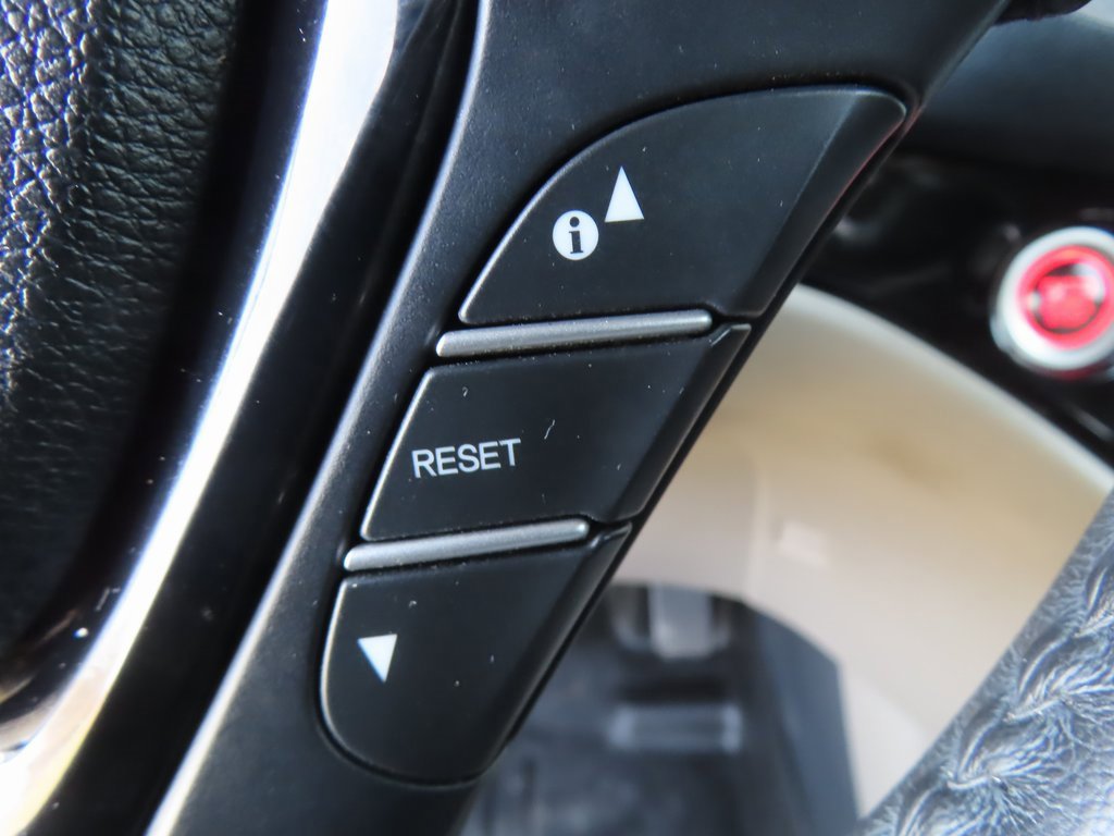 Used 2017 Honda Pilot Touring image 26