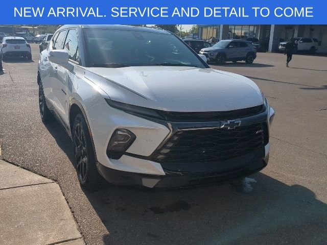 Used 2024 Chevrolet Blazer RS w/ Driver Confidence II Package AWD/4WD image 9