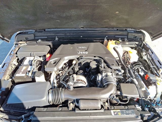 Used 2018 Jeep Wrangler Unlimited Sahara image 29