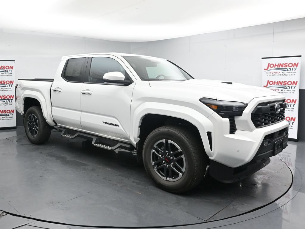 Used 2024 Toyota Tacoma TRD Sport w/ TRD Sport Upgrade Package AWD/4WD image 2