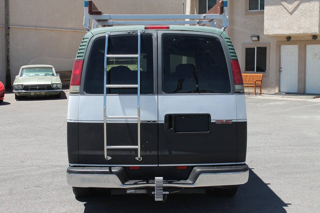 Used 2000 GMC Savana 1500 w/ Marketing Option Pkg 1SE RWD image 7