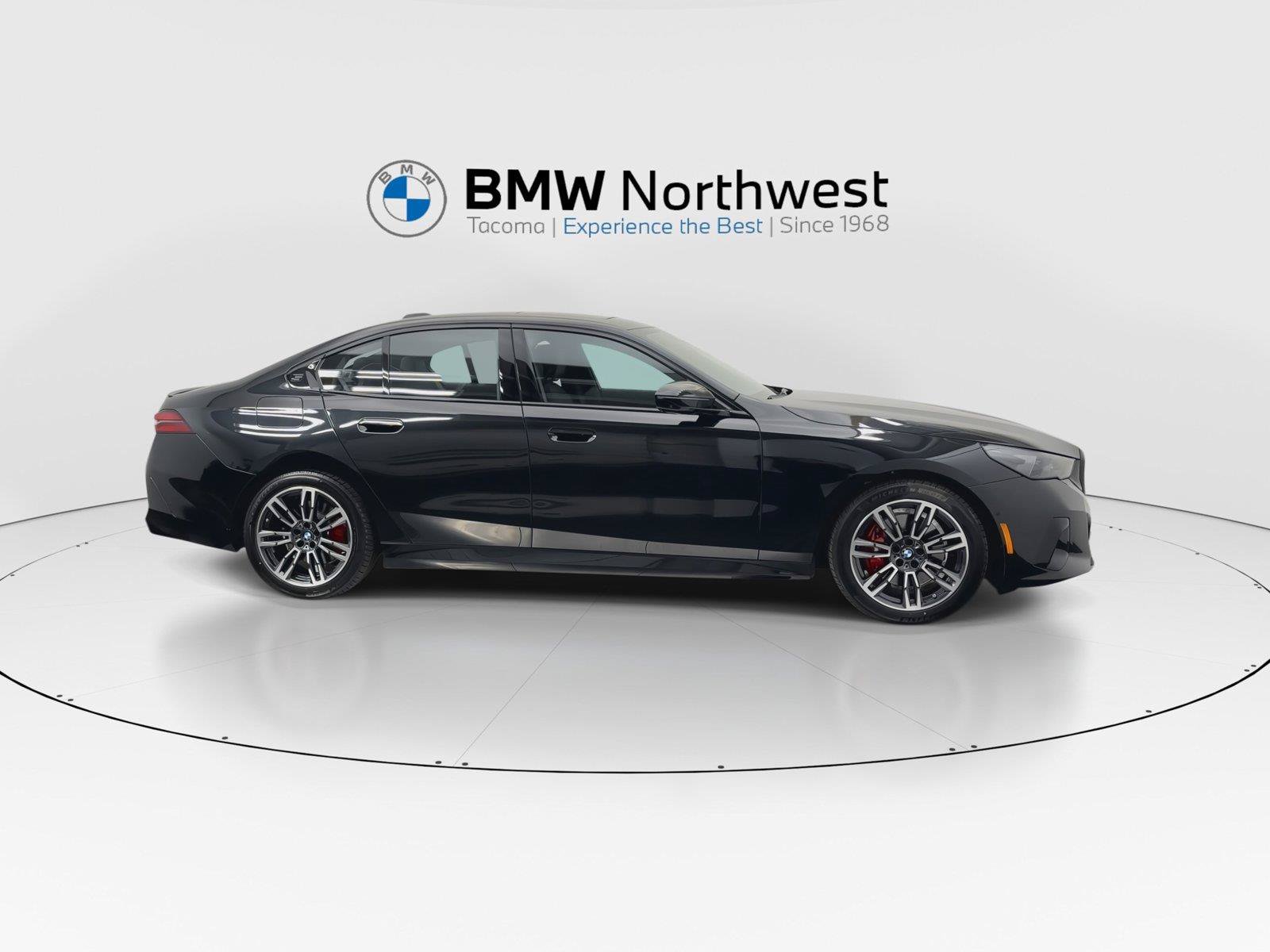 New 2027 BMW 530i xDrive w/ M Sport Package AWD/4WD image 5