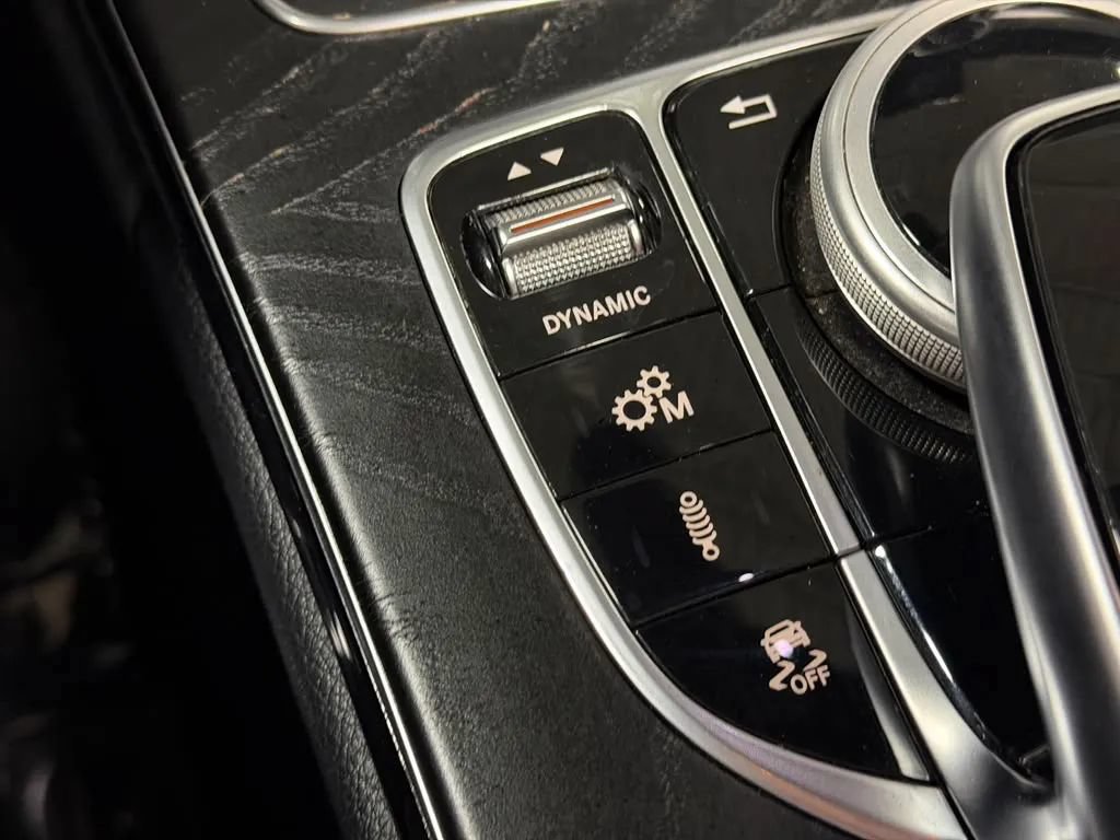 Used 2019 Mercedes-Benz C 63 AMG Cabriolet image 39