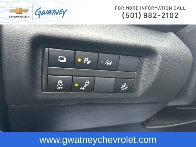 Used 2024 Nissan Kicks S image 19