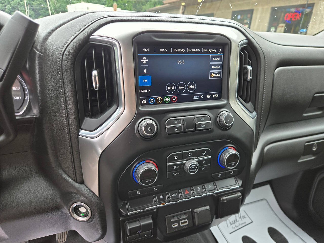Used 2019 Chevrolet Silverado 1500 LT w/ All-Star Edition AWD/4WD image 13