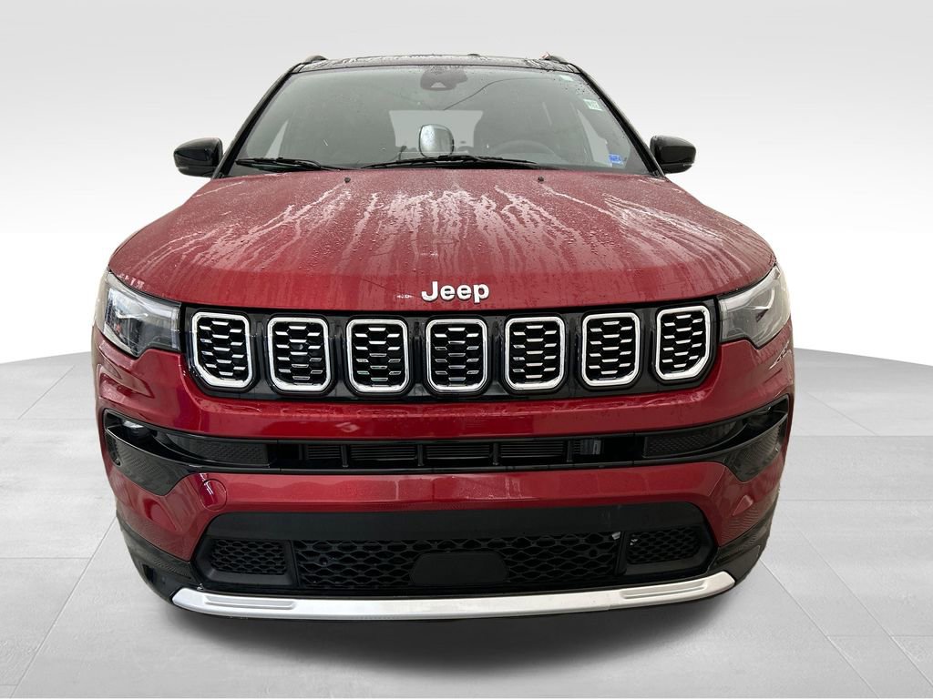 Used 2025 Jeep Compass Limited w/ Elite Group AWD/4WD image 9