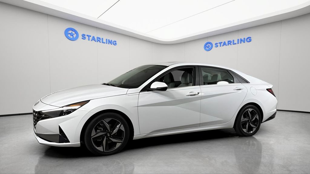 Used 2022 Hyundai Elantra Limited w/ Cargo Package FWD image 3