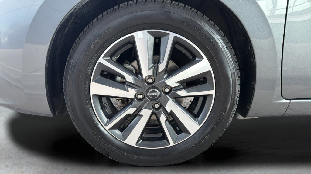 Certified 2024 Nissan Versa SV FWD image 23