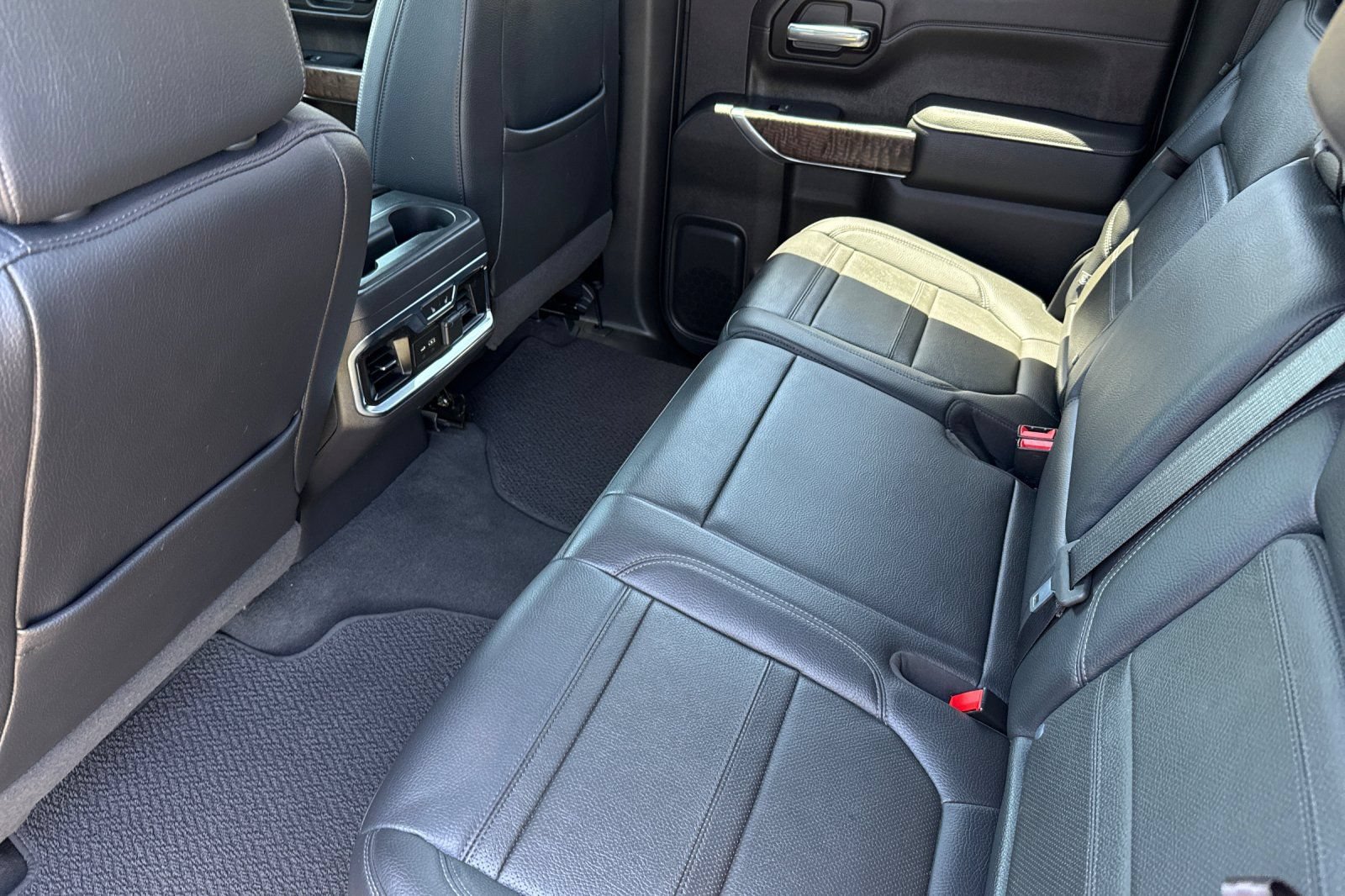 Used 2021 GMC Sierra 1500 Denali w/ Denali Ultimate Package AWD/4WD image 12