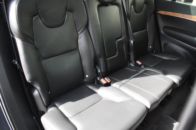 Used 2021 Volvo XC90 T5 Momentum w/ Advanced Package image 29