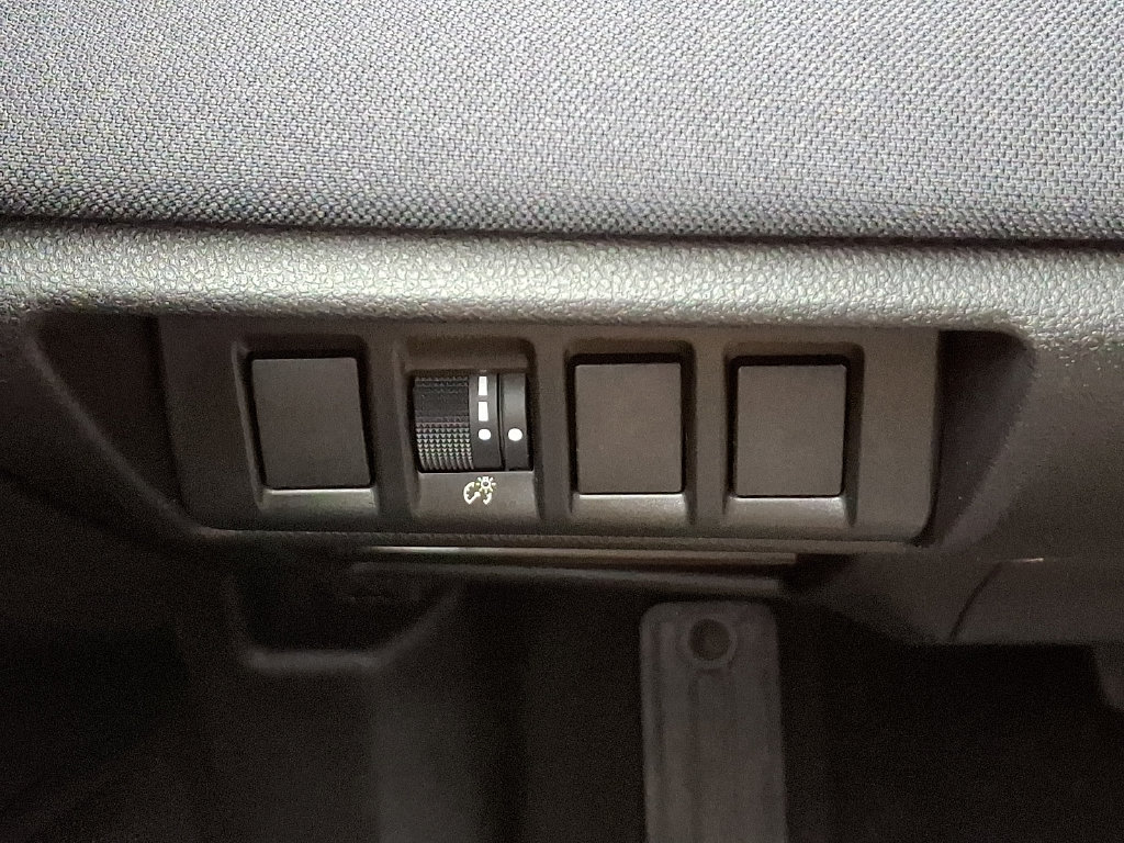 Certified 2025 Subaru Outback Premium AWD/4WD image 23