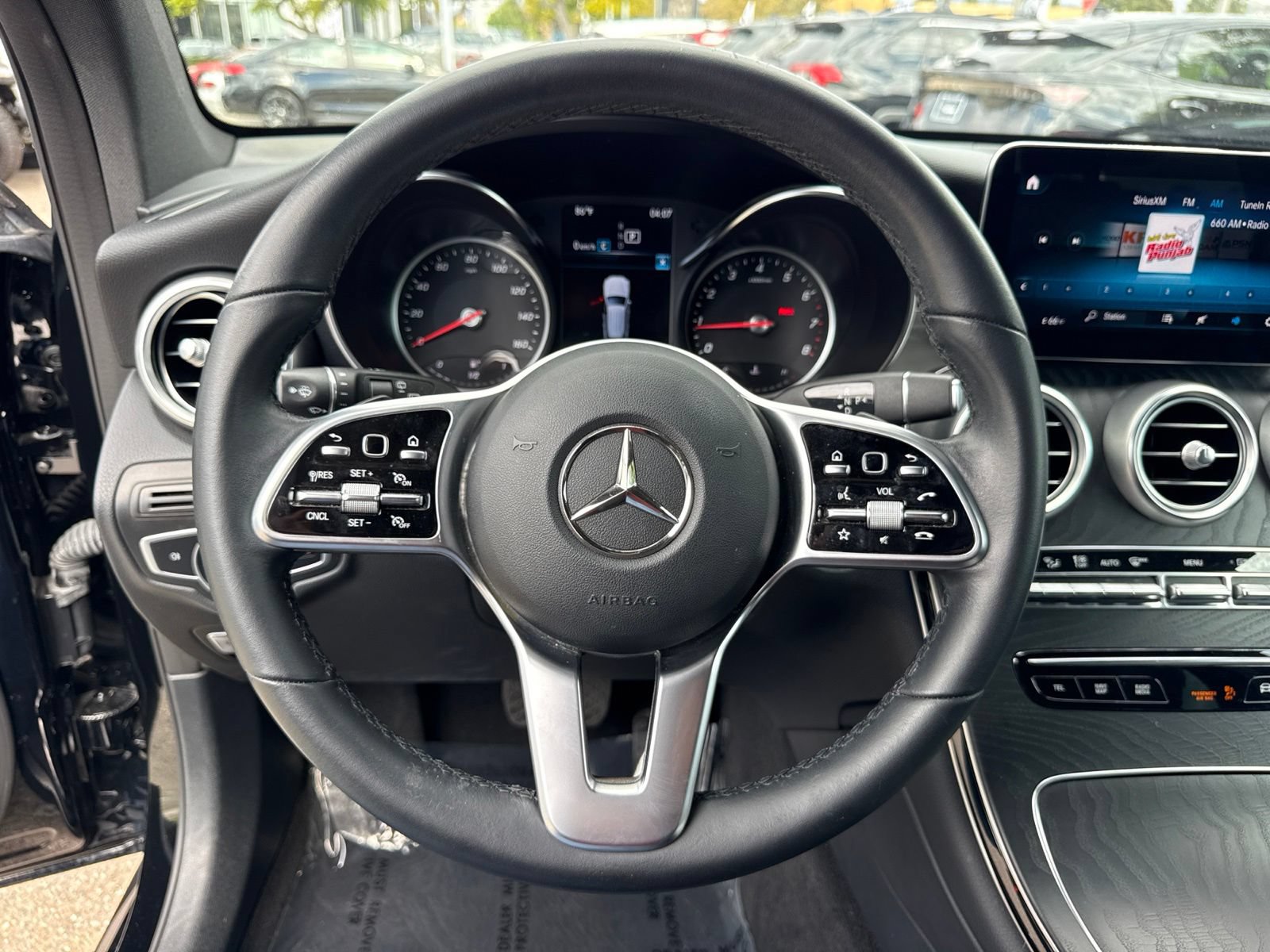 Used 2022 Mercedes-Benz GLC 300 w/ Multimedia Package Lite image 29