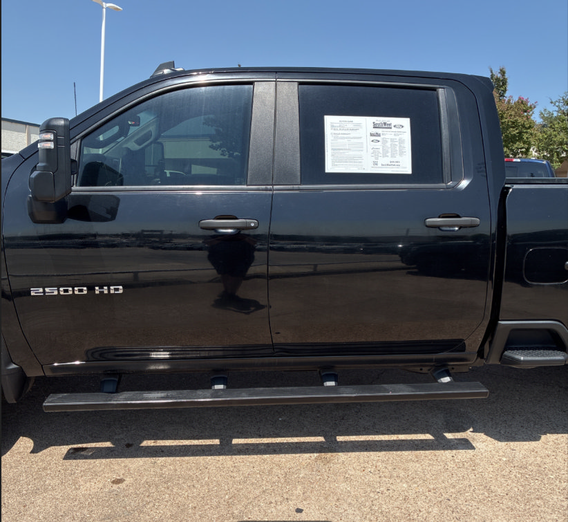 Used 2022 Chevrolet Silverado 2500 Custom w/ Custom Value Package AWD/4WD image 3