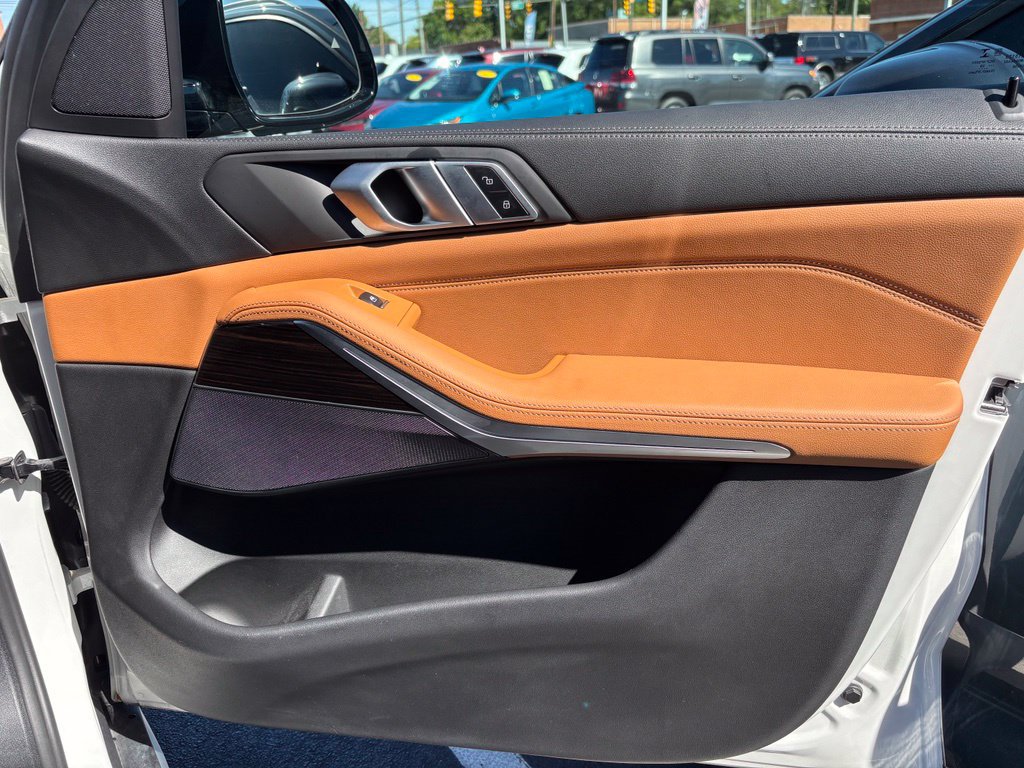 Used 2019 BMW X5 xDrive40i w/ Premium Package 2 AWD/4WD image 27