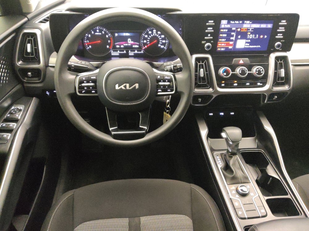 Used 2022 Kia Sorento LX image 22