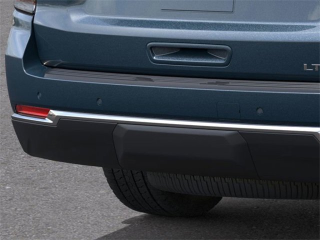 New 2026 Chevrolet Suburban LT image 14