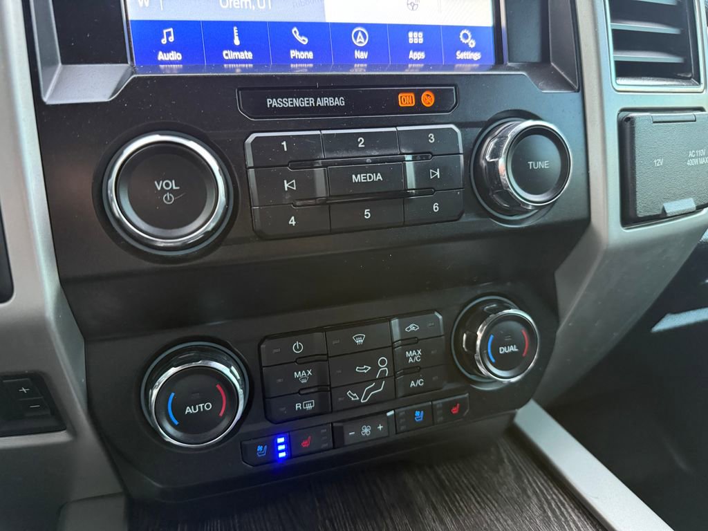 Used 2020 Ford F350 Lariat image 37