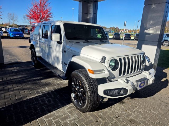 Used 2023 Jeep Gladiator Overland AWD/4WD image 6