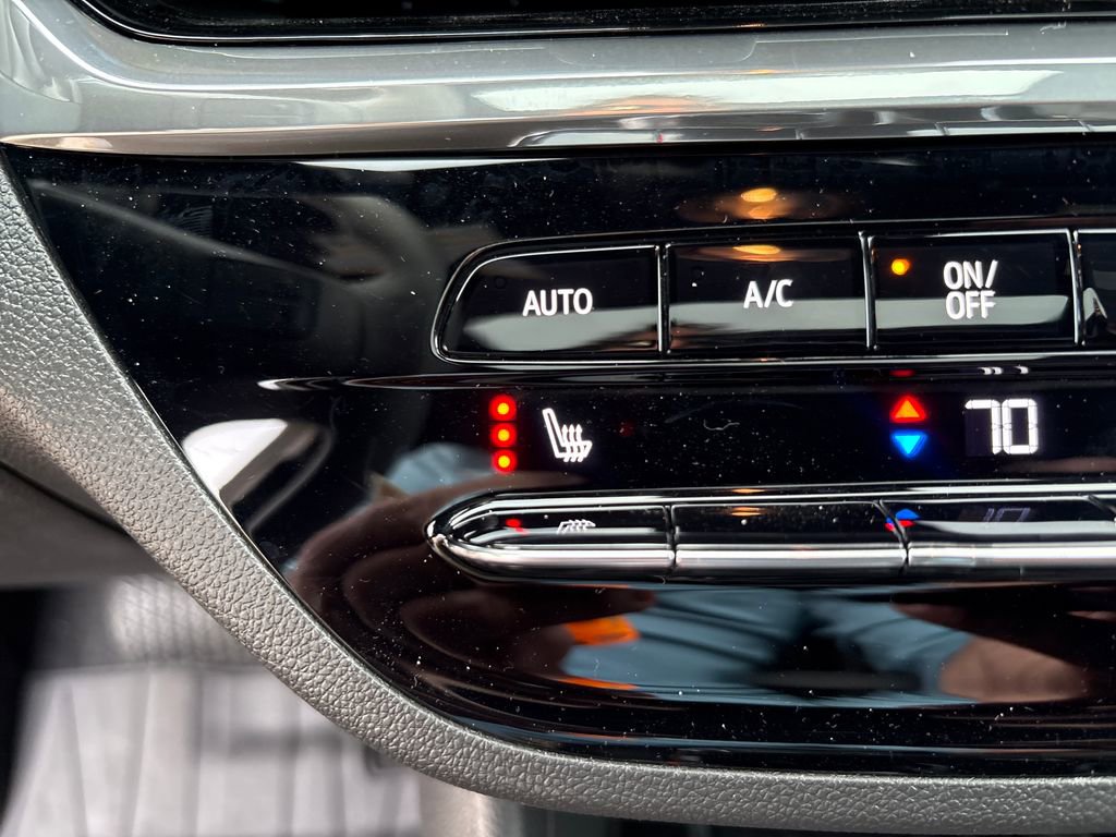 Certified 2025 Buick Envista Avenir image 24