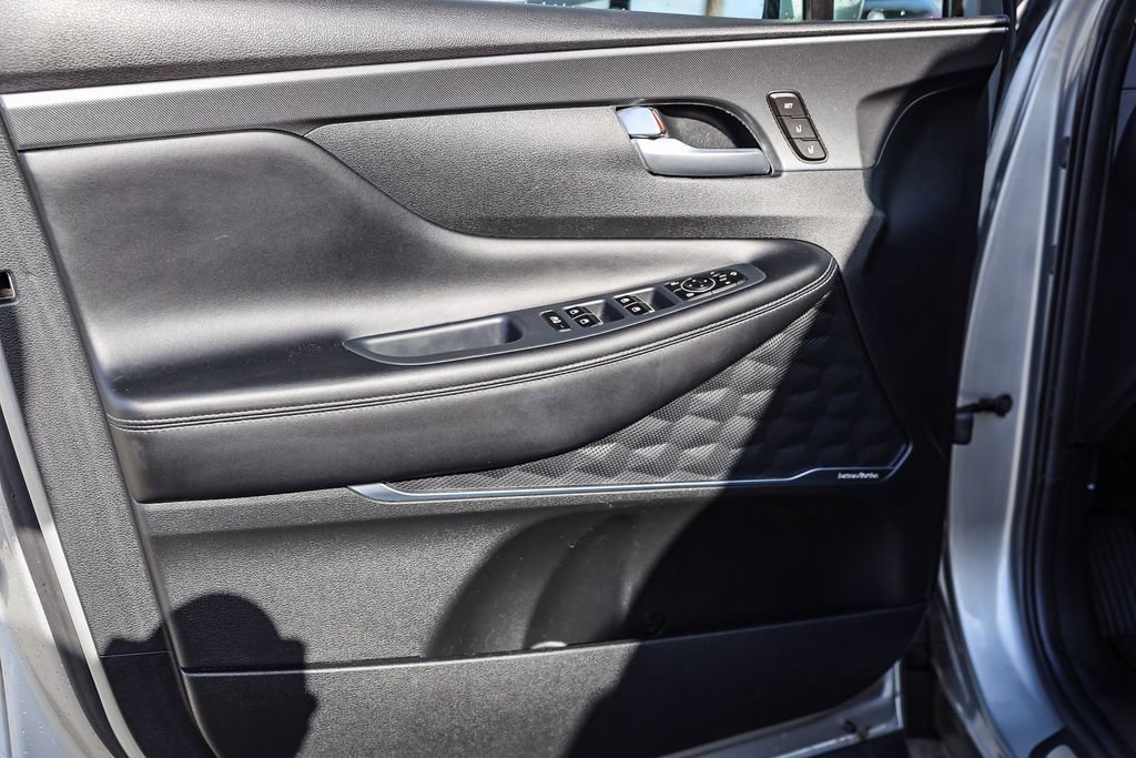 Used 2023 Hyundai Santa Fe Limited image 19