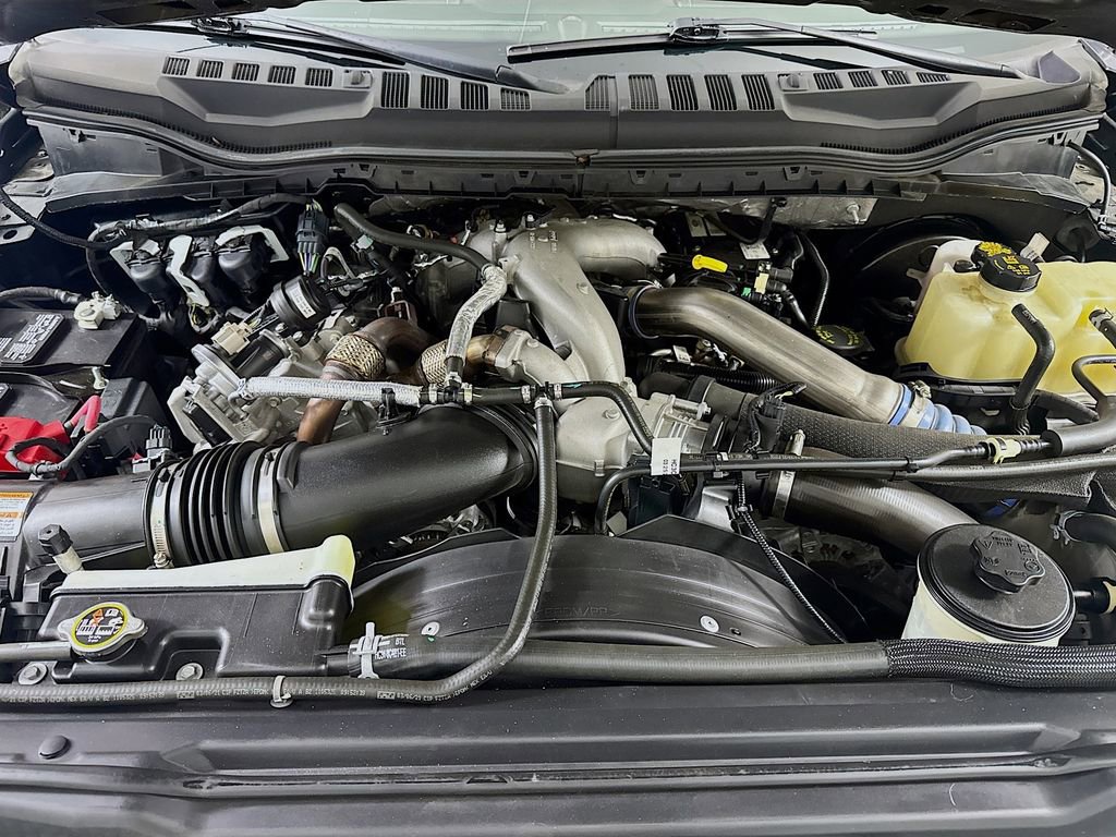 Used 2021 Ford F350 Lariat w/ Camper Package image 28